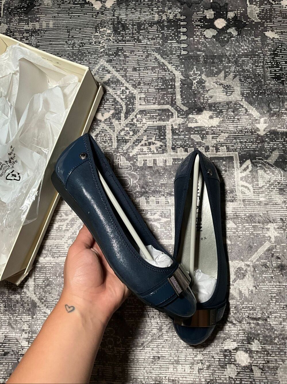 Anne Klein | Adette flat